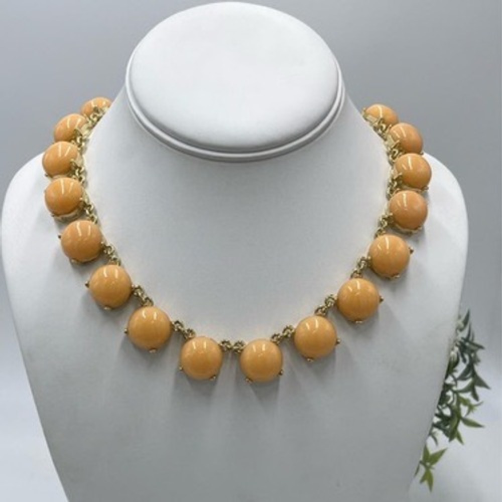 J. Crew Vintage Opaque Peach Prong Set Round Circle Beaded Tone Necklace